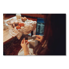 Load image into Gallery viewer, Vx500 External Solid State Drive, 1 TB, USB 3.2 Gen 2, Space Gray

